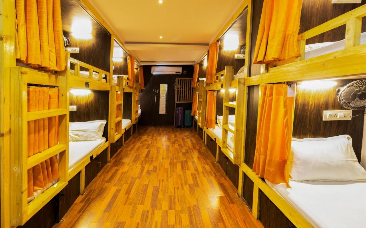 Sunrise Hostel Dormitory มุมไบ ภายนอก รูปภาพ